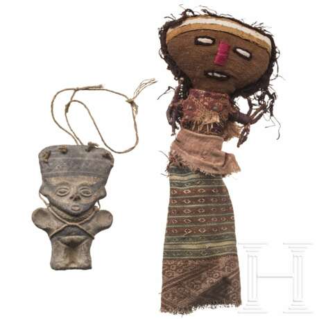 Tonfigur mit Originalschnüren "Cuchimilco" und Stoffpuppe "Muneco", Peru, Chancay-Kultur, 13. - 15. Jhdt. - photo 1