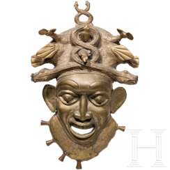 Schwere Messingmaske der Bamum/Bamileke, Kamerun