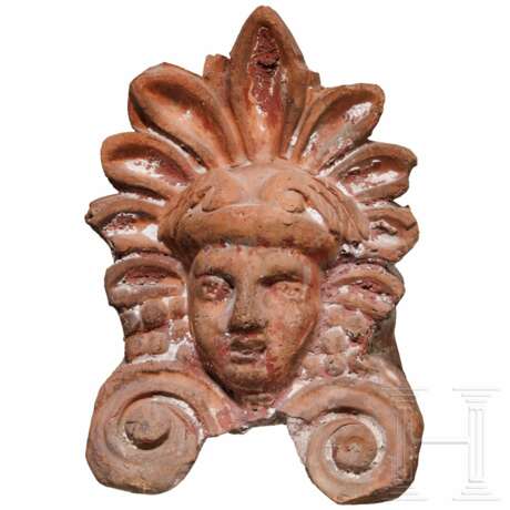 Figürliches Antefix aus Terrakotta mit Resten von roter und weißer Bemalung, Griechenland, um 1900, angefertigt nach antiken Vorbildern - photo 1