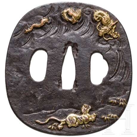 Mito-Schule-Tsuba mit Drache und Tiger, Japan, Edo-Periode - Foto 1