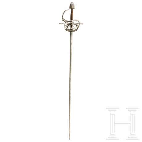 Militärisches Rapier, deutsch, um 1610 - photo 1