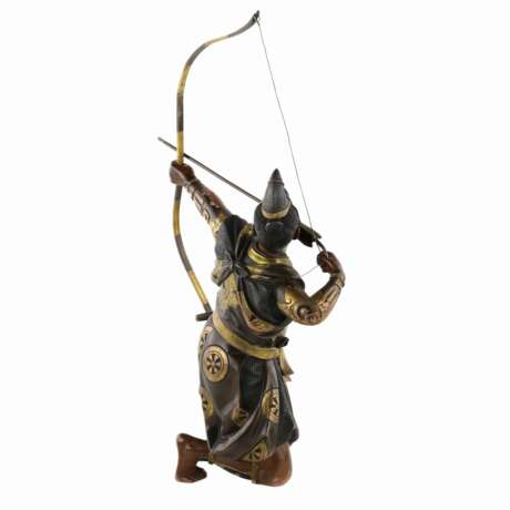 Bronze figure of a samurai archer with a longbow. Yoshimitsu Hou (芳光炮) Japan. Meiji period 19th-20th century. - Foto 5