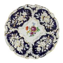 A magnificent porcelain dish Meissen period 1934-1945