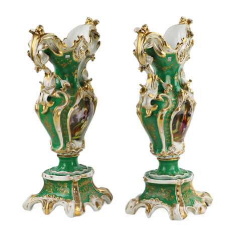 Pair of impressive vases in neo-Rococo style, late 19th century. - photo 4