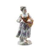 Girl with a basket. Meissen - Foto 1