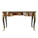 Magnificent writing desk in wood and gilded bronze, Louis XV style. - Foto 4