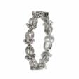 White gold bracelet with diamond flower links. - Auktionspreise