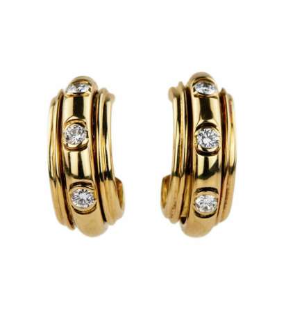 Gold 18K earrings with diamonds. Piaget Possession. 1991. - Foto 1