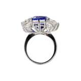 Gold ring with tanzanite and diamonds. - photo 5