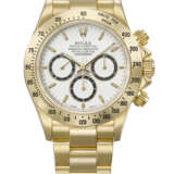 ROLEX. A RARE AND ATTRACTIVE 18K GOLD AUTOMATIC CHRONOGRAPH WRISTWATCH WITH BRACELET - Foto 1