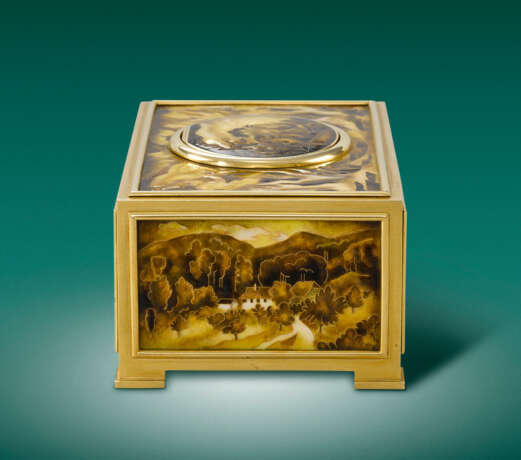 VACHERON CONSTANTIN. AN EXCEPTIONAL, UNIQUE AND IMPORTANT 18K GOLD AND GRAND FEU CLOISONN&#201; ENAMEL SINGING BIRD BOX - фото 4