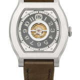 F.P. JOURNE. A VERY RARE AND ELEGANT PLATINUM LIMITED EDITION TONNEAU-SHAPED WANDERING HOURS WRISTWATCH - фото 1