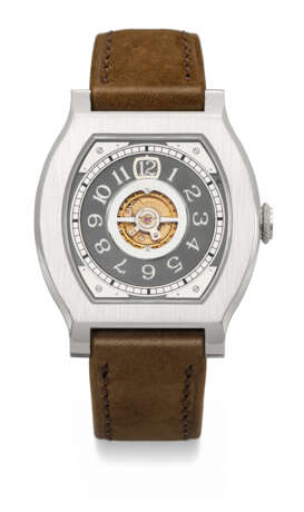 F.P. JOURNE. A VERY RARE AND ELEGANT PLATINUM LIMITED EDITION TONNEAU-SHAPED WANDERING HOURS WRISTWATCH - фото 1