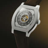 F.P. JOURNE. A VERY RARE AND ELEGANT PLATINUM LIMITED EDITION TONNEAU-SHAPED WANDERING HOURS WRISTWATCH - фото 4