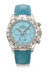 ROLEX. A RARE AND VIBRANT 18K WHITE GOLD AUTOMATIC CHRONOGRAPH WRISTWATCH WITH TURQUOISE DIAL