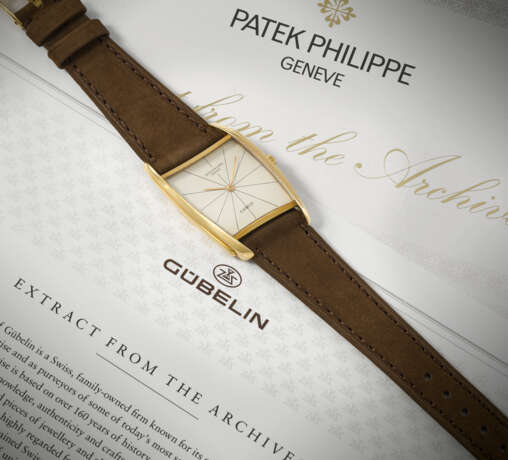 PATEK PHILIPPE. A VERY RARE AND UNUSUAL 18K GOLD ASYMMETRICAL WRISTWATCH, DESIGNED BY GILBERT ALBERT - photo 3