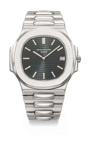 PATEK PHILIPPE. A RARE AND ICONIC STAINLESS STEEL AUTOMATIC WRISTWATCH WITH DATE AND BRACELET - фото 1