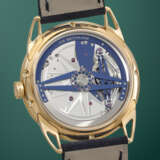 DE BETHUNE. A RARE AND HIGHLY ATTRACTIVE 18K PINK GOLD AUTOMATIC WRISTWATCH WITH HOLLOWED LUGS - photo 4