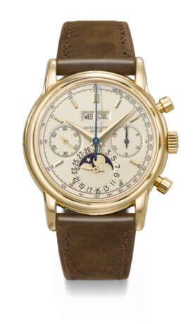 PATEK PHILIPPE. AN EXCEEDINGLY RARE, HIGHLY IMPORTANT AND PREVIOUSLY UNRECORDED 18K GOLD PERPETUAL CALENDAR CHRONOGRAPH WRISTWATCH WITH MOON PHASES AND TACHYMETER SCALE DIAL - фото 1