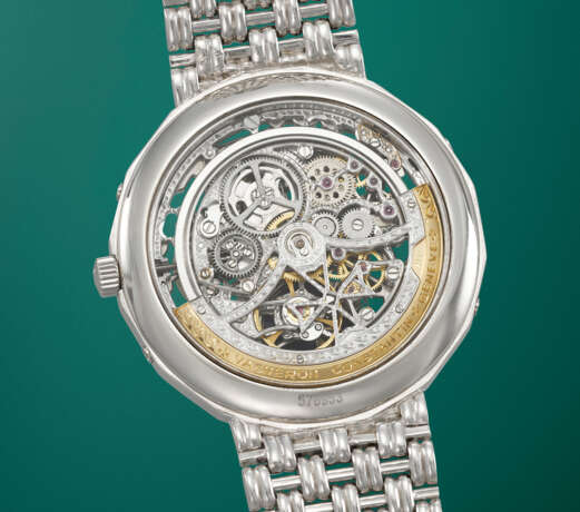 VACHERON CONSTANTIN. THE ONLY KNOWN AND INCREDIBLE PLATINUM AUTOMATIC SKELETONIZED PERPETUAL CALENDAR WRISTWATCH WITH MOON PHASES, HEXADECAGONAL CASE AND BRACELET - photo 3