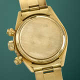 ROLEX. A VERY RARE AND EXTREMELY WELL PRESERVED 18K GOLD CHRONOGRAPH WRISTWATCH WITH BRACELET - Foto 3