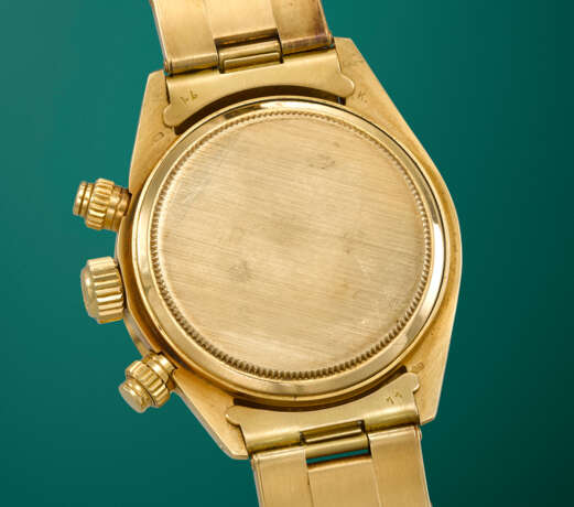 ROLEX. A VERY RARE AND EXTREMELY WELL PRESERVED 18K GOLD CHRONOGRAPH WRISTWATCH WITH BRACELET - Foto 3