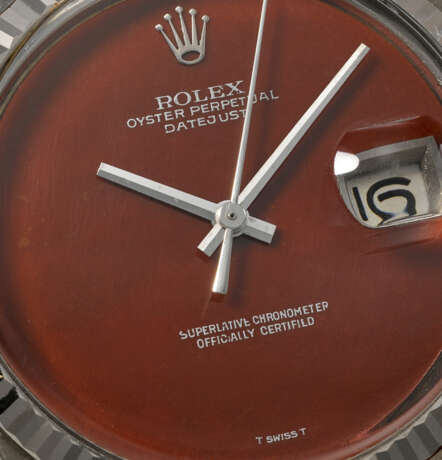 ROLEX. AN EXTREMELY RARE AND HIGHLY ATTRACTIVE 18K WHITE GOLD AUTOMATIC WRISTWATCH WITH SWEEP CENTRE SECONDS, DATE AND RED JASPER DIAL - photo 4