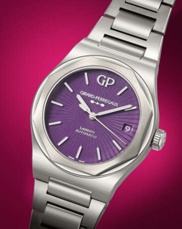 GIRARD-PERREGAUX. A UNIQUE AND HIGHLY ATTRACTIVE STAINLESS STEEL AUTOMATIC WRISTWATCH WITH SWEEP CENTRE SECONDS, DATE AND GUILLOCH&#201; PURPLE ENAMEL DIAL - photo 2