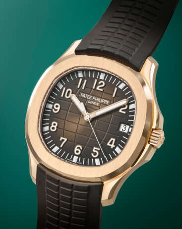 PATEK PHILIPPE. A COVETED 18K PINK GOLD AUTOMATIC WRISTWATCH WITH SWEEP CENTRE SECONDS AND DATE - photo 2