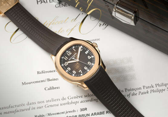 PATEK PHILIPPE. A COVETED 18K PINK GOLD AUTOMATIC WRISTWATCH WITH SWEEP CENTRE SECONDS AND DATE - photo 3