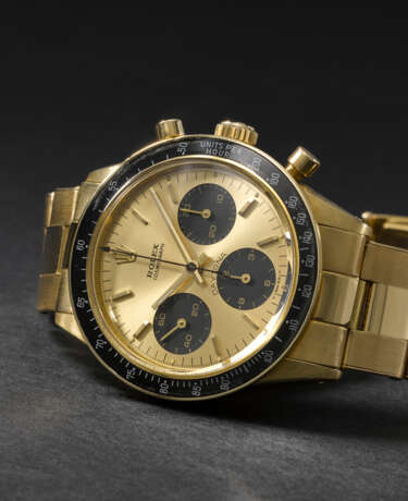 ROLEX. AN EXTREMELY RARE AND CHARMING 18K GOLD CHRONOGRAPH WRISTWATCH WITH BRACELET - Foto 6