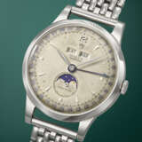 ROLEX. A VERY RARE AND CHARMING STAINLESS STEEL AUTOMATIC TRIPLE CALENDAR WRISTWATCH WITH MOON PHASES - photo 2