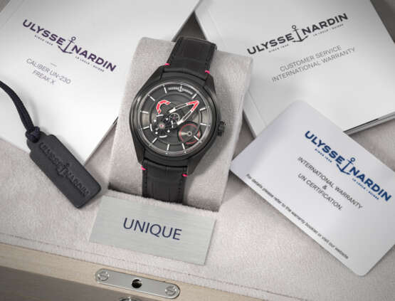 ULYSSE NARDIN. A UNIQUE AND HIGHLY ATTRACTIVE BLACK DLC-COATED TITANIUM AUTOMATIC WRISTWATCH WITH OVERSIZED SILICON OSCILLATOR, INSPIRED BY THE SIGNATURE COLOURS OF ELA - photo 3