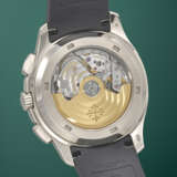 PATEK PHILIPPE. A COVETED 18K WHITE GOLD AUTOMATIC FLYBACK CHRONOGRAPH WRISTWATCH WITH DATE - photo 4