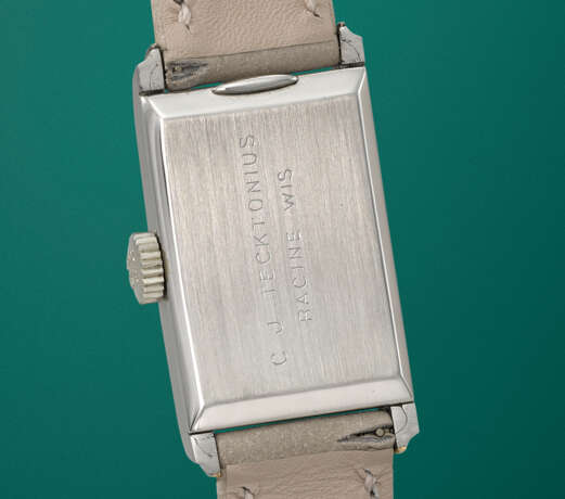 PATEK PHILIPPE. AN EXTREMELY RARE, EARLY AND ELEGANT STAINLESS STEEL AND 18K PINK GOLD RECTANGULAR WRISTWATCH WITH BREGUET NUMERALS - photo 3