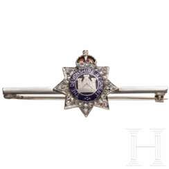 Regimentsbrosche des Devonshire-Regiments aus Weißgold und Diamanten, um 1940