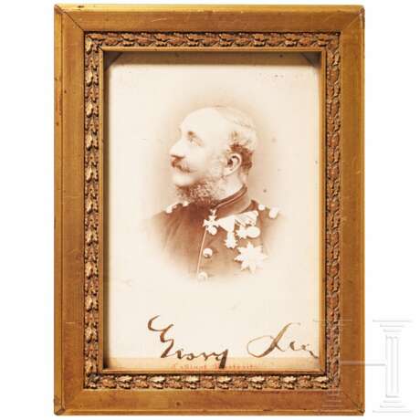 Portraitfoto von Georg V., König von Hannover (1819 - 1878) mit eigenhändiger Unterschrift in Tinte - фото 1