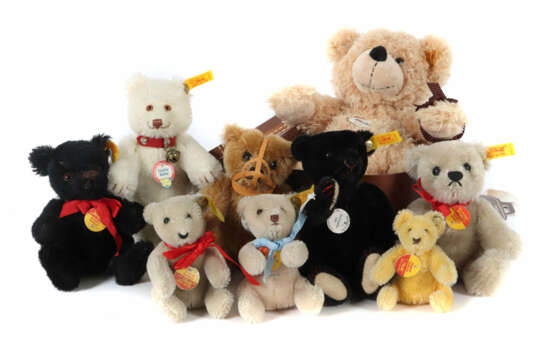 9 Teddy Bären Steiff, Replicas, 1 x org. Teddy, ge… - photo 1