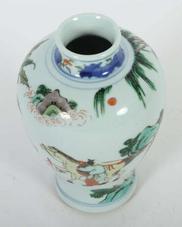 Wucai-Porzellanvase mit Famille verte-Dekor China,… - фото 4