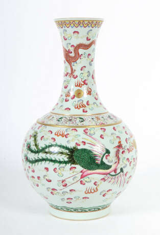 Famille rose-Vase China, wohl 20. Jh., Porzellan, … - Foto 2