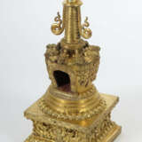 Stupa Nepal/Tibet, 19./20. Jh., schwere Bronze, fe… - Foto 2