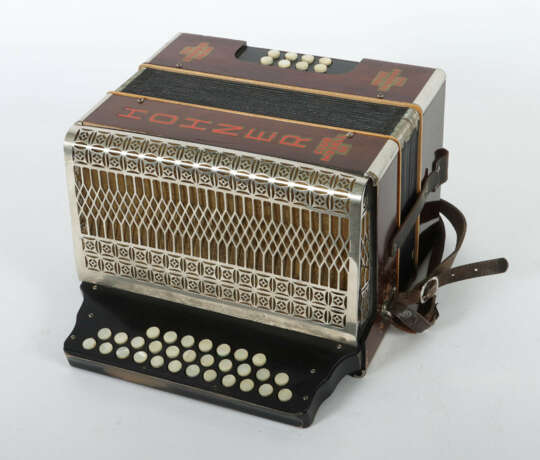 Hohner-Akkordeon Club Modell III, Blasebalg dicht,… - photo 2