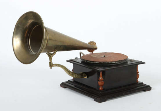 Trichtergrammophon ''His Master's Voice'' 1. Dritt… - photo 2