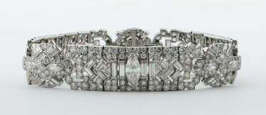 Art Déco-Armband mit Diamanten um 1930, Platin, ca…