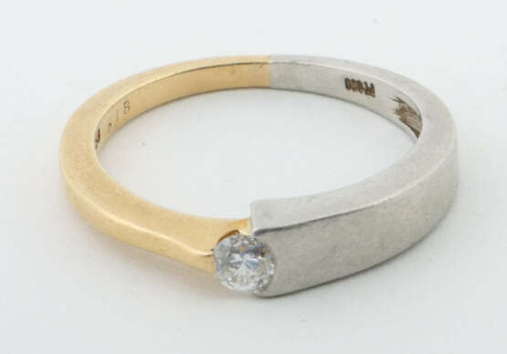 Ring mit Diamant modern, Platin 900/Gelbgold 585, … - Foto 2