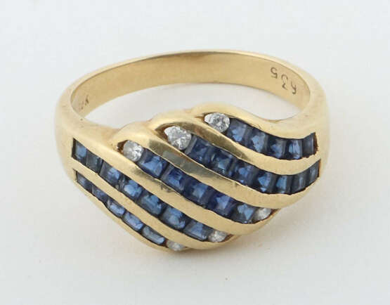 Ring mit Saphiren & Diamanten modern, Gelbgold 750… - фото 2