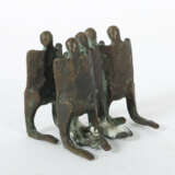 Bildhauer des 20. Jh. ''Kniende Personen'', Bronze… - photo 2