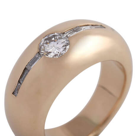 Ring mit zentralem Brillant von ca. 0,65 ct, - photo 5