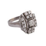 Ring mit 17 Brillanten, zusammen ca. 1,02 ct (graviert), - photo 2