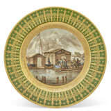 ASSIETTE EN PORCELAINE DE S&#200;VRES PROVENANT DU SERVICE PARTICULIER DE L’EMPEREUR DIT SERVICE DES QUARTIERS G&#201;N&#201;RAUX, REPR&#201;SENTANT L`ENTREVUE ENTRE NAPOL&#201;ON 1ER ET LE TSAR ALEXANDRE 1ER DE RUSSIE - Foto 1